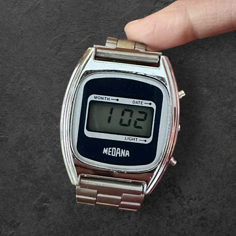 Vintage Medana Retro 80s Men’s Silver Tone and Blue Digital Watch